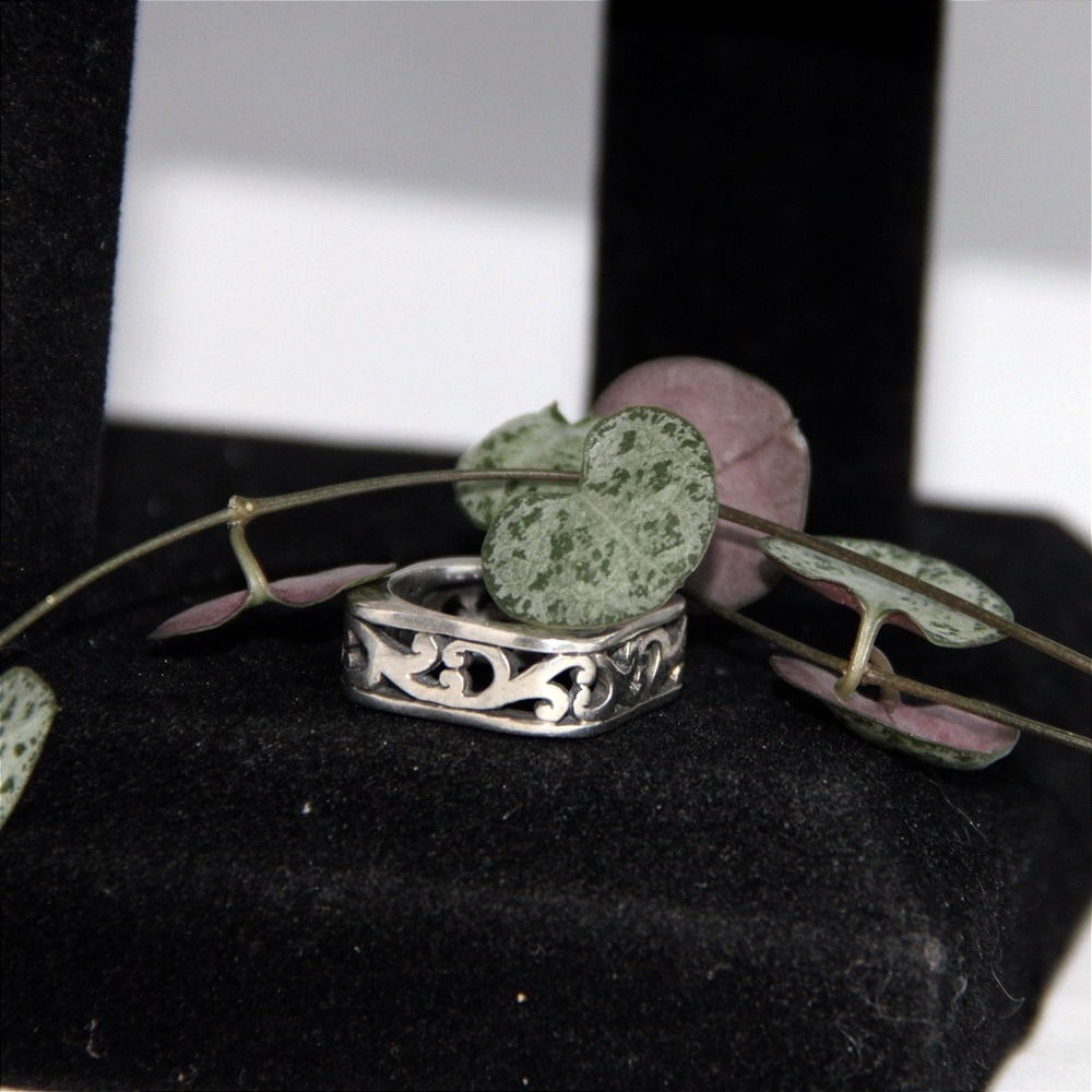 Sterling Silver 925 Filigree Scroll Square Band Ring Size 8